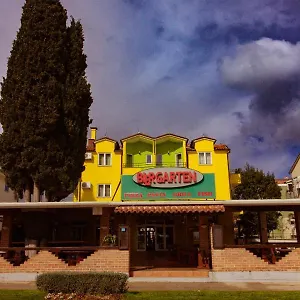 Bed & Breakfast Biergarten, Medolino